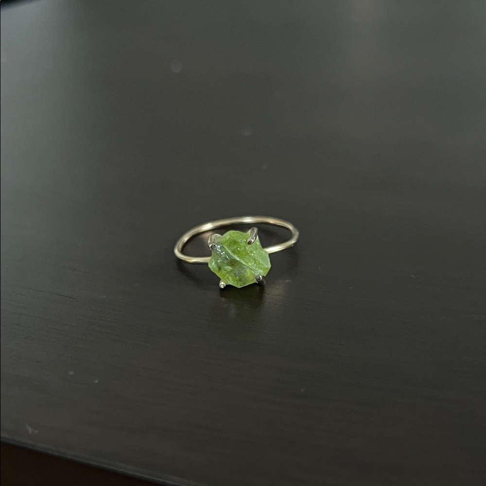 Gold Raw Peridot ring sz 9